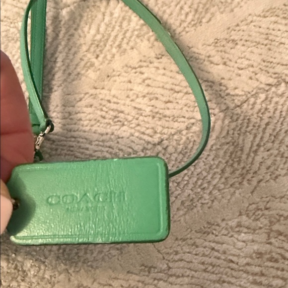 COACH Leather Women's Bag - Picture 3 of 8